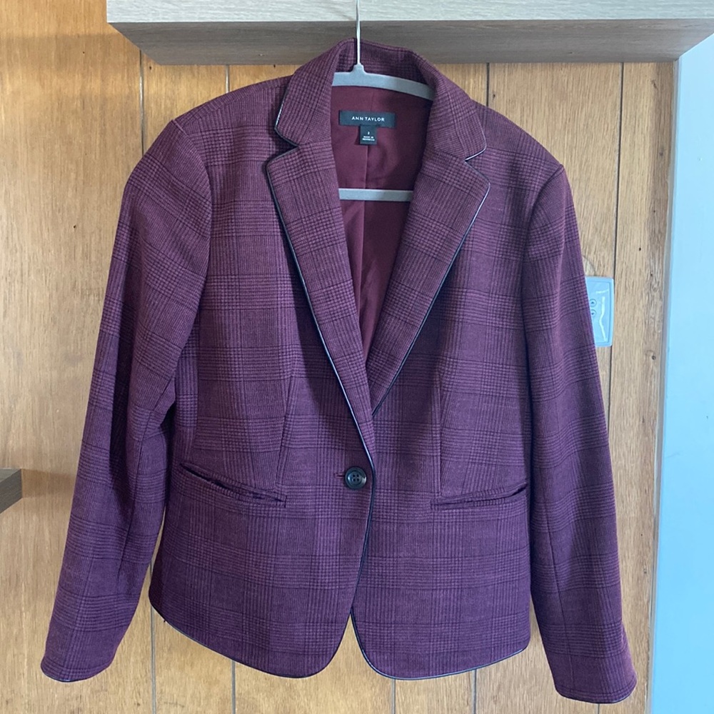 Ann Taylor plum plaid  the Newbury blazer - size 2
